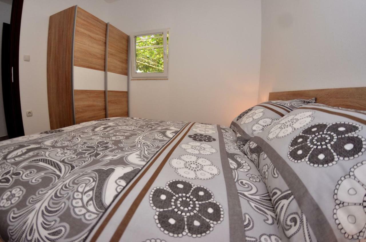 Apartman Mia Pola Esterno foto