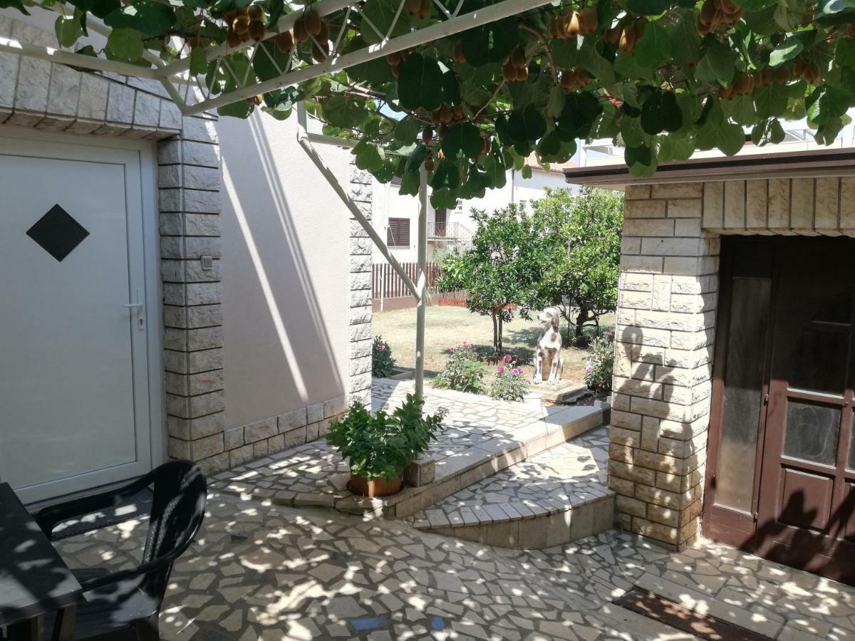 Apartman Mia Pola Esterno foto